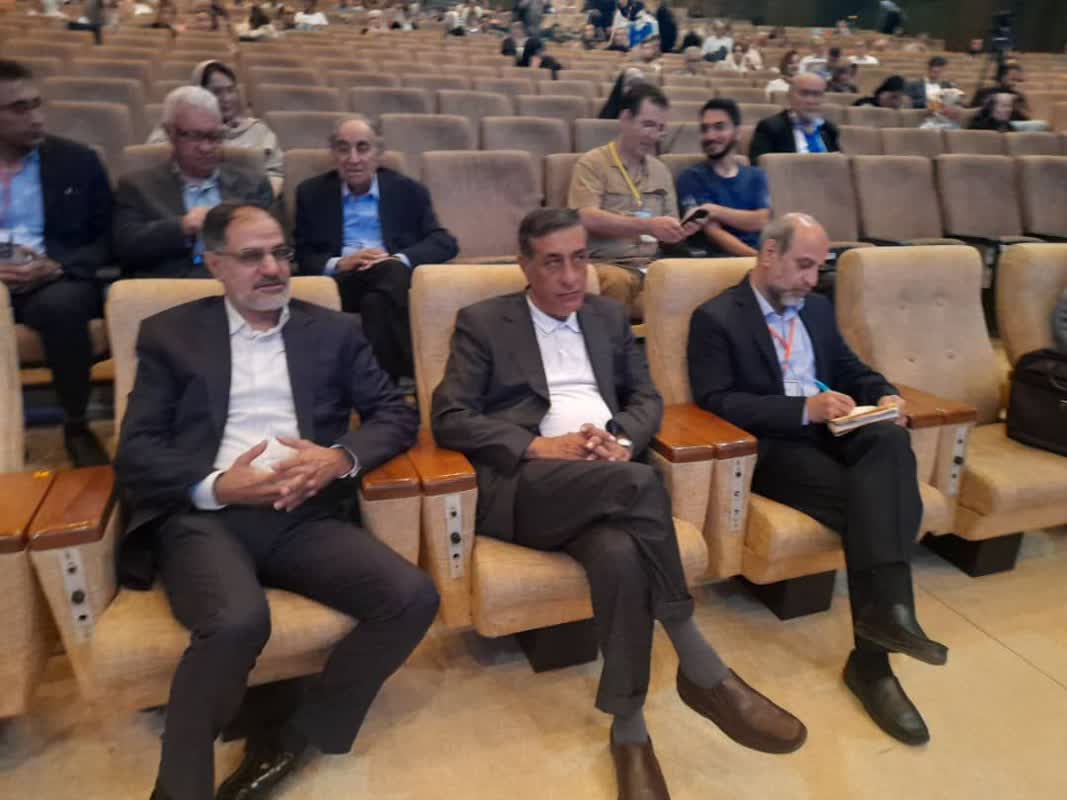 حضور معاون اجرایی رئیس جمهور در همایش رازی
