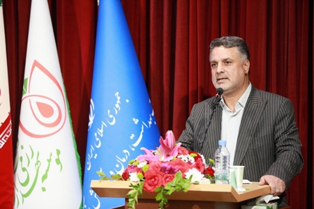 خدمات جامعه پزشکی برگ زرینی از کتاب قطور دفاع مقدس است