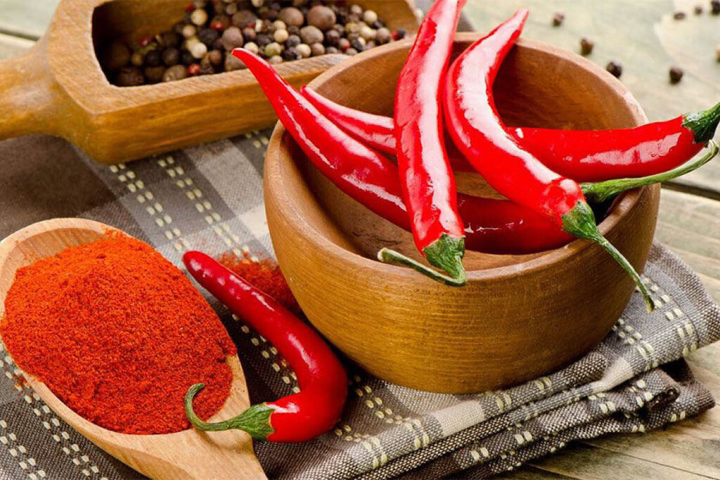 ۸ فایده باورنکردنی یک وعده غذای تند