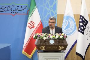 باقی ماندن در مرزهای دانش نیازمند ارتباطات بین المللی است