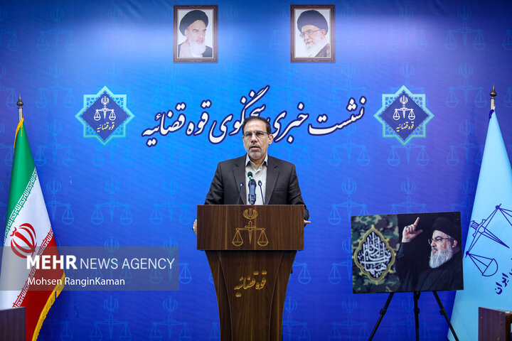 نباید با قاچاق دارو در بازار سیاه روبرو باشیم