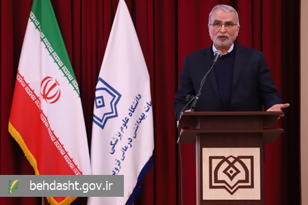 استاد و دانشجو صاحبان اصلی دانشگاه هستند