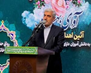 دانش‌ آموزان با آسیب شنوایی